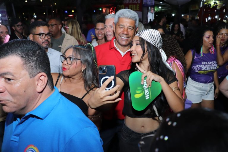 Carnaval da Bahia 2026 no interior com Jerônimo Rodrigues na abertura em Juazeiro.