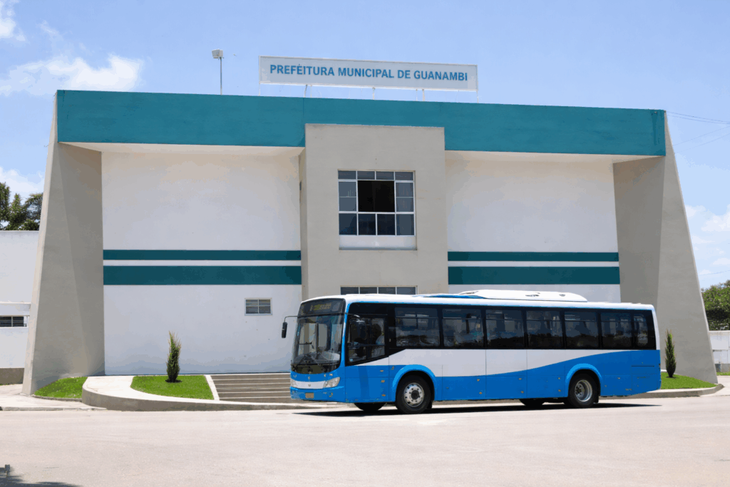 Licitação do transporte coletivo por ônibus em Guanambi com veículos modernos e Wi-Fi.