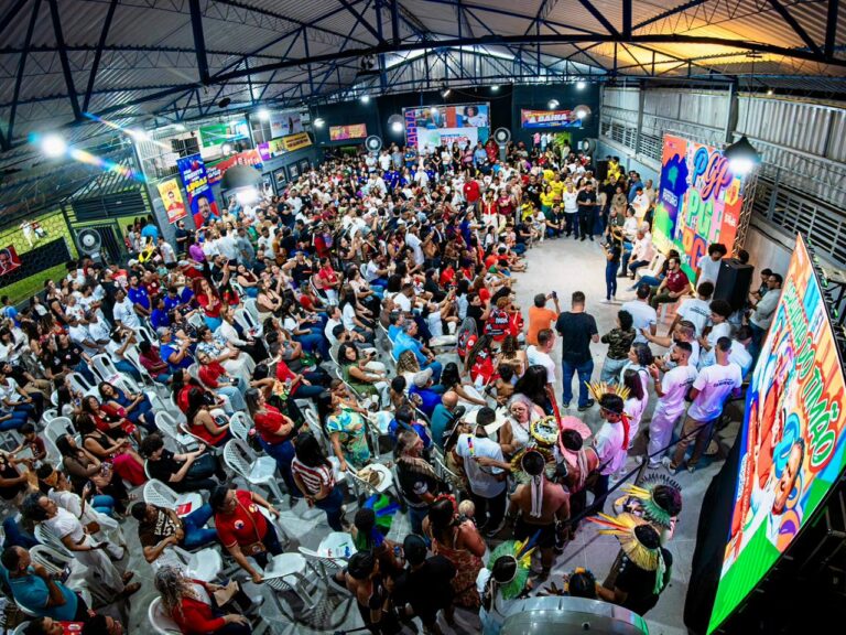Jovens do Território de Itaparica participam do Ato da Juventude, Cultura e Educação do PGP 2026 e relatam como a educação pública transformou suas vidas.
