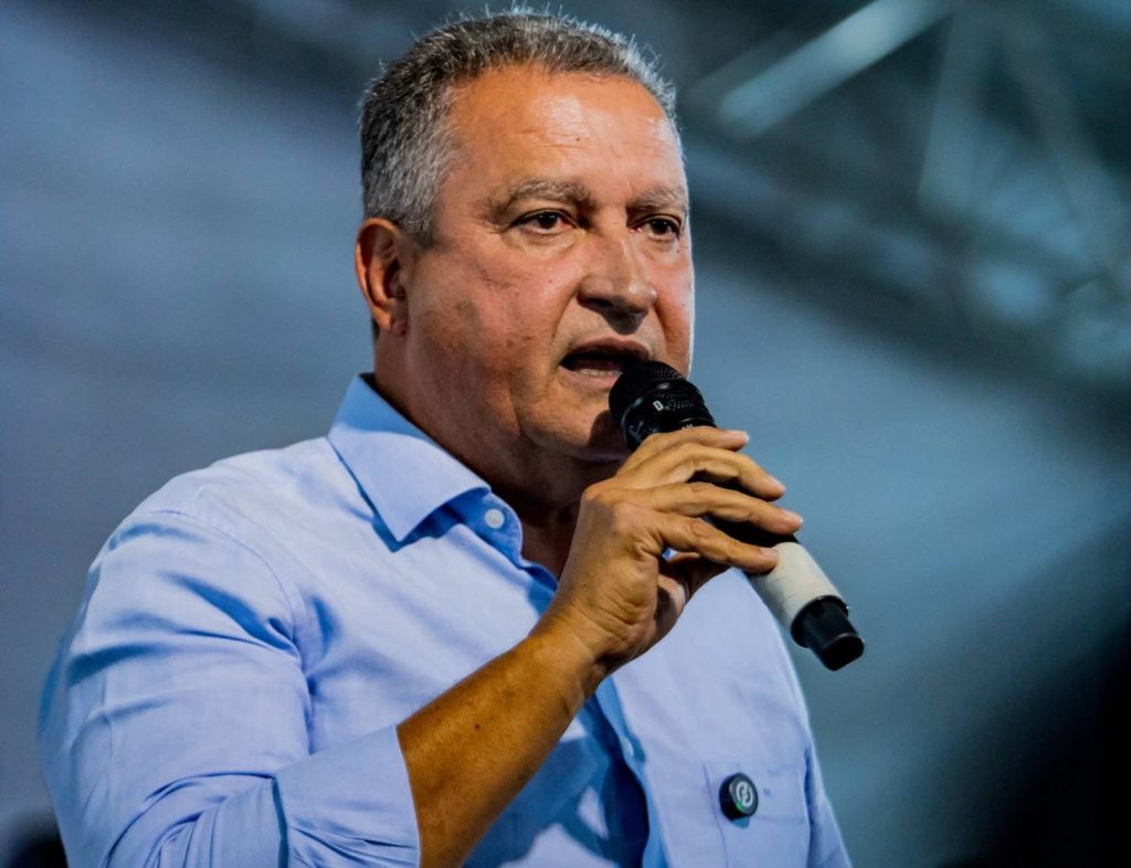 Rui Costa diz que Lula precisa de maioria no Congresso para governar e critica emendas parlamentares